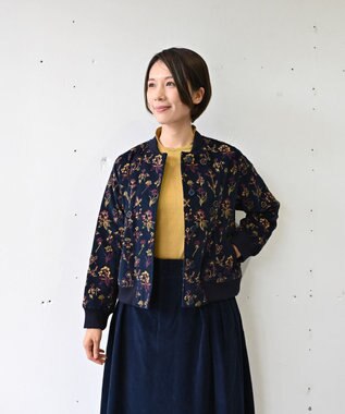 muuc 〈遠州織物の工場で織られた上質なコットンコーデュロイ生地〉裏地有り リブ袖 ショート丈 花刺繍ブルゾン（セットアップ可能） ネイビー