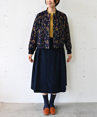 muuc 〈遠州織物の工場で織られた上質なコットンコーデュロイ生地〉裏地有り リブ袖 ショート丈 花刺繍ブルゾン（セットアップ可能） ネイビー