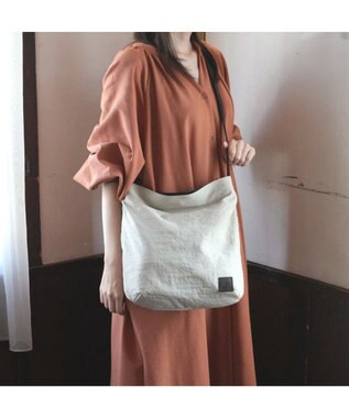 Regalo Felice 【超軽量 / A4サイズ対応】ショルダー / REGALO