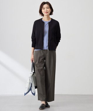 J.PRESS LADIES azulejoスクエアプリント スカーフ ネイビー系5