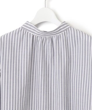 J.PRESS YORK STREET 【WOMEN】バックボタン ストライプブラウス ライトグレー系1
