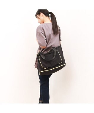 UNBILLION カシュカシュ cachecache / ポータブルシワナイロンボストンバッグ ブラック