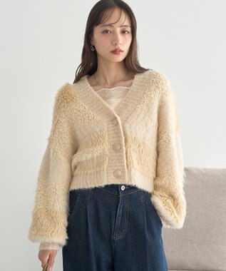 earth music&ecology ポンポンヤーンミックスインターシャカーディガン Light Beige