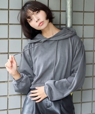 WEGO ピグメントショートグラフィックプルパーカー スミクロ