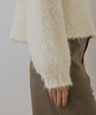 GRACE CONTINENTAL バルキーフェザーニットトップ ホワイト