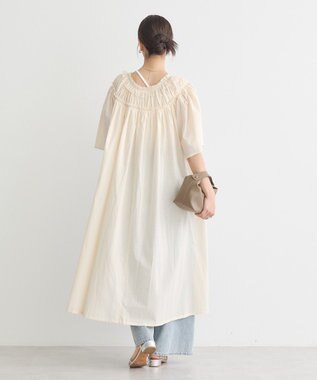 earth music&ecology ギャザーロングワンピース Ecru