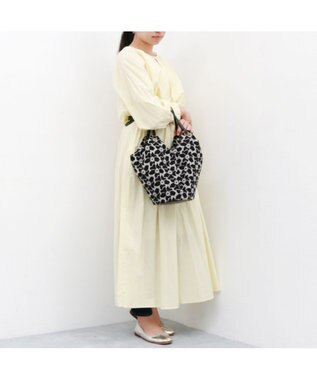 UNBILLION カシュカシュ cachecache / バケツ刺繍トートバッグ ブラック