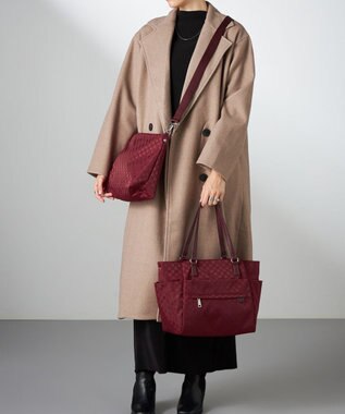 Y'SACCS ドットジャガードポーチ付きトートバッグ ワイン