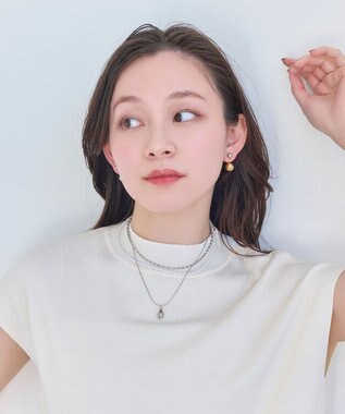 Phoebe バックモチーフイヤリング　コンビメタル シルバー