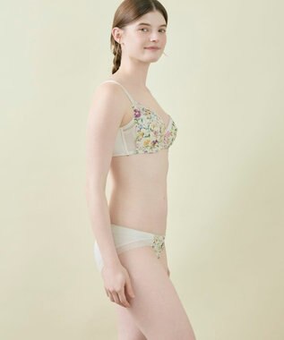 une nana cool MADE WITH LIBERTY FABRIC さあわたし レース 脇高ブラジャー ナチュラル