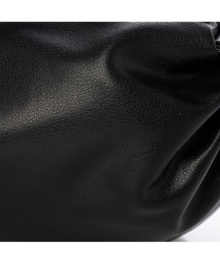 UNBILLION カシュカシュ cachecache / ギョウザ型ミニショルダー ブラック