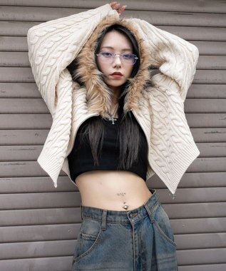 WEGO フェイクファー付きケーブルニットパーカー ホワイトアイボリー