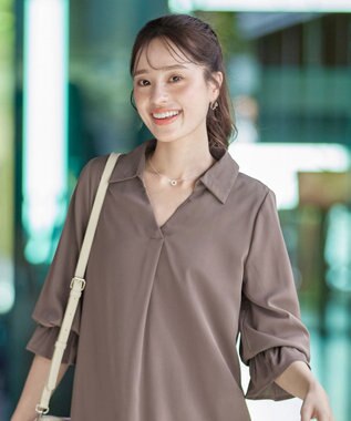 Tiaclasse   【洗える】バックシャーリングスキッパーチュニックブラウス モカ