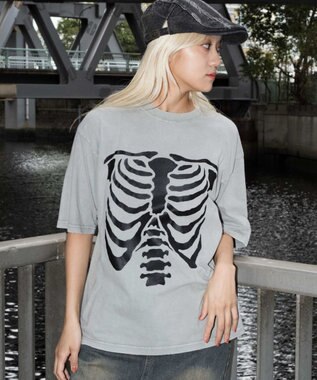 WEGO 【ユニセックス着用ITEM】ブリーチボーングラフィックT（SS） グレー