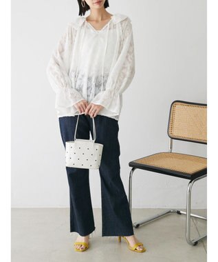 Green Parks シアージャガード花柄フリルブラウス Off White