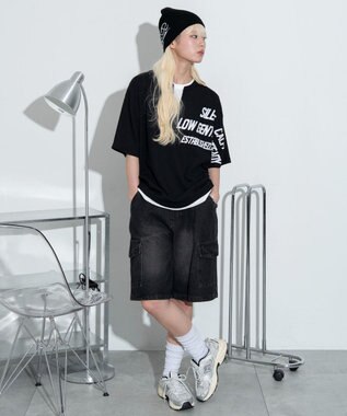 WEGO 【ユニセックス着用ITEM/MLサイズ展開】キーネックフェイクレイヤードグラフィックT（SS） ブラック