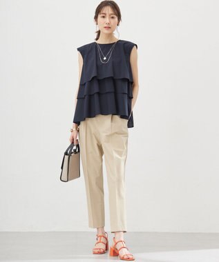 組曲 スーパーライトストレッチテーパード パンツ ベージュ系