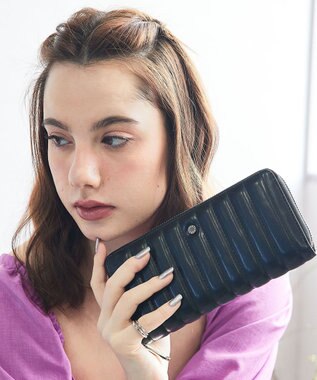 style code 【MERCURYDUO/マーキュリーデュオ】スタッズキルティング　ラウンド長財布 ブラック