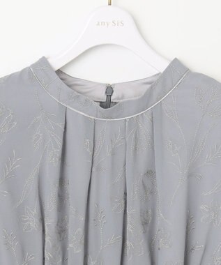ANY SIS S 【洗える】ラインエンブロイダリー ドレス アイスグレー
