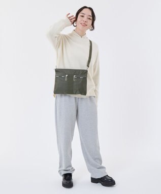 LeSportsac POUCH CROSSBODY/グラベルC グラベルC