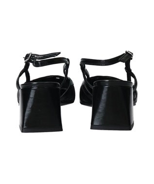 INTER-CHAUSSURES 【INTER-CHAUSSURES】スクエアトウチャンキーヒールバックバンド ブラックエナメル
