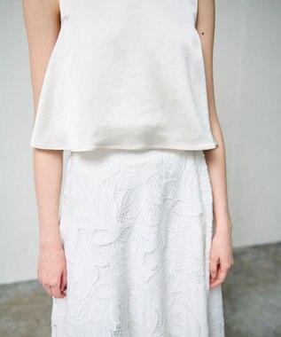 GRACE CONTINENTAL ケミカルリーフスカート ホワイト