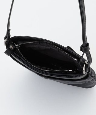 Y'SACCS Polka Dots　タックラウンドショルダー ブラック