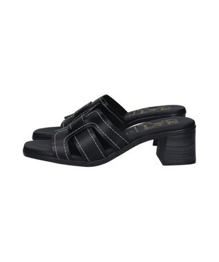 INTER-CHAUSSURES 【Oh my Sandals】チャンキーヒールレザーサンダル ブラック