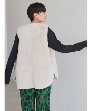 AMERICAN HOLIC 丈違いフェイクファーベスト Gray Beige