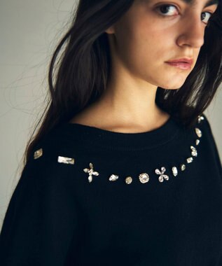 GRACE CONTINENTAL マルチビジューニットトップ ブラック