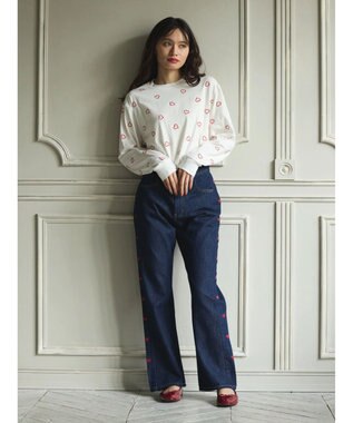 Green Parks ・Ｄｏｕｂｌｅ　Ｆｌａｇｓ　ハート刺繍ロンＴ Ivory