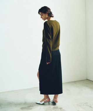 GRACE CONTINENTAL エンブレム刺繍ニットトップ カーキ