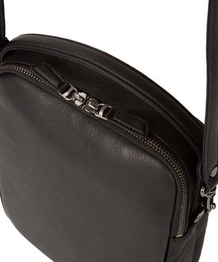 ACE BAGS & LUGGAGE LO HOMME PRESSE アルカイックソフト 本革 縦型ショルダーバッグ 大 71783 ロ・オム・プレッセ ブラック