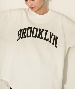 AMERICAN HOLIC BROOKLYN カレッジロゴBIGTシャツ Off White