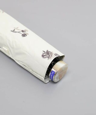 AURORA JILL STUART（ジル スチュアート）フルーツ柄プリント 晴雨兼用傘（折りたたみ・軽量傘） オフホワイト