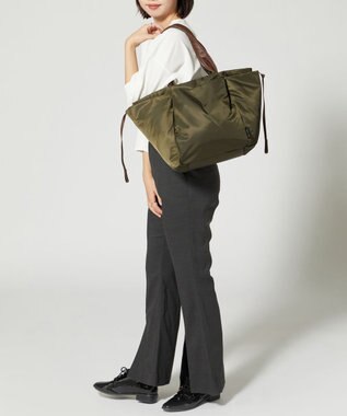 Y'SACCS 【Y’SACCS vous et】コンテナバッグ Lサイズ カーキ