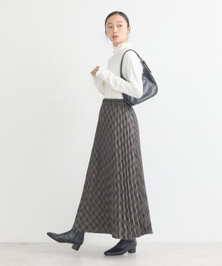 earth music&ecology シャーリングスリーブリブタートルプルオーバー Ivory