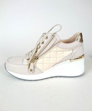 Dominic3 ヒールアップ サイドキルティング ジップスニーカー ブラック