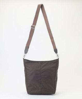 Y'SACCS ツイルナイロン　カーブショルダー　Mサイズ チョコ