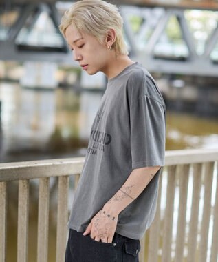 WEGO 【ユニセックス着用ITEM/MLサイズ展開】ステンシルロゴグラフィックT（SS） ブラック