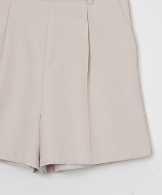 WEGO タックショートパンツ オフホワイト