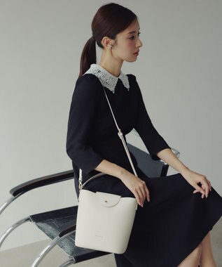 TOCCA PETAL SILHOUETTE LEATHER BAG  レザーバッグ アイボリー系