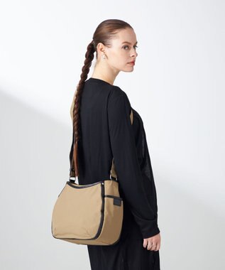 Y'SACCS 【ムック本掲載】タスランナイロンショルダーバッグ ベージュ【WEB限定カラー】