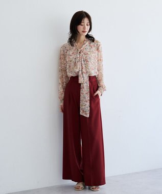 YECCA VECCA フラワー柄シアーボウタイブラウス Pink Beige