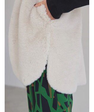 AMERICAN HOLIC 丈違いフェイクファーベスト Gray Beige