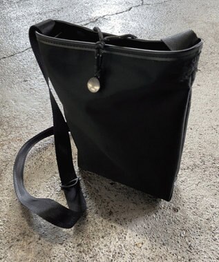 LIVERAL NAKI S ショルダーバッグ BLACK(ORIGINAL)