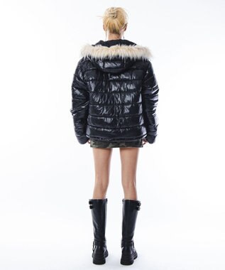 WEGO 【ユニセックス着用ITEM】2WAYシャイニーパファーフーディー ブラック