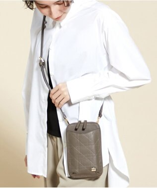 LA BAGAGERIE 【レザー×ステッチ】スマホポシェット グレージュ