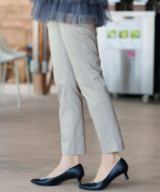 Tiaclasse L 麻混ストレッチテーパードパンツ ライトグレー