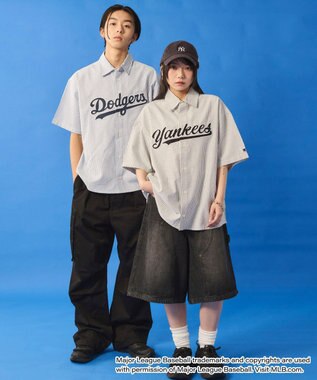 WEGO 【ユニセックス着用ITEM】別注MLBストライプグラフィックシャツ（SS） ブルーストライプ